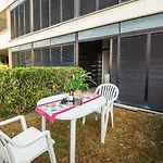 아파트 Bilo Standard Garden-10 By Interhome *